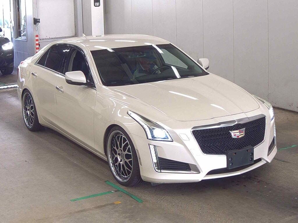 Cadillac CTS 2014 z aukcji japońskiej