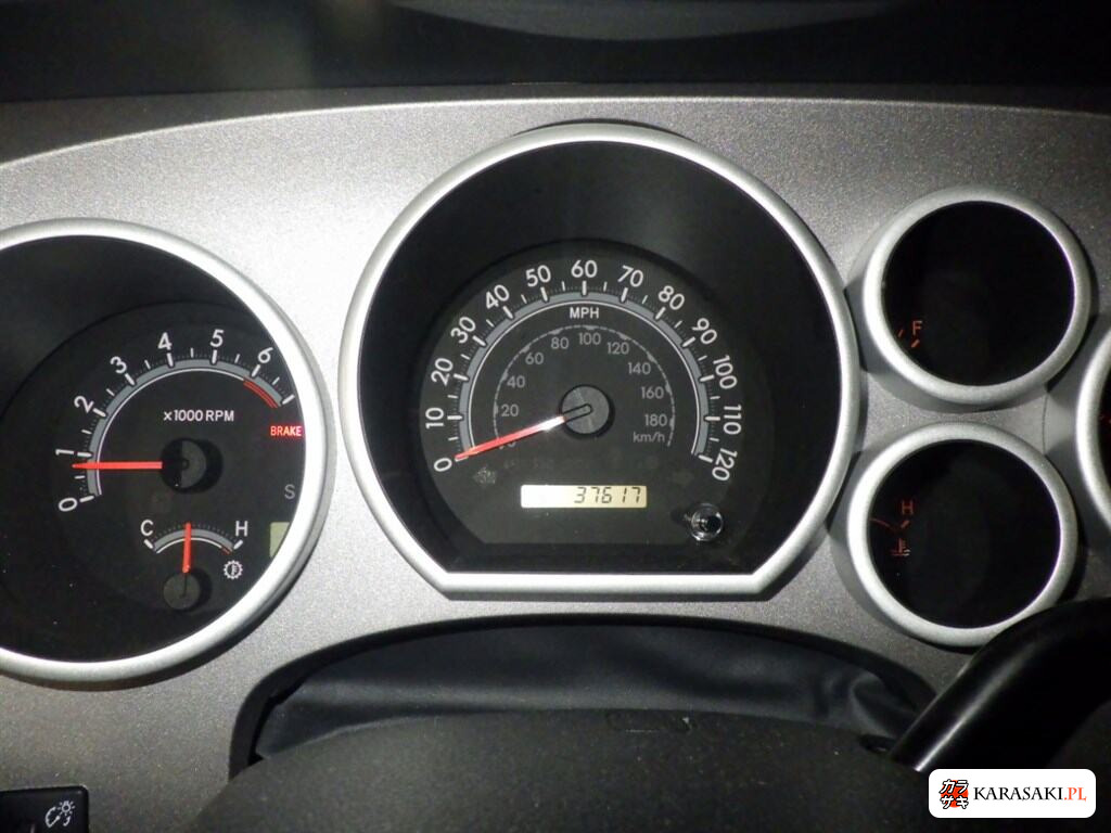2012 America Toyota Tundra 4D 4WD Crewmax SR5 5