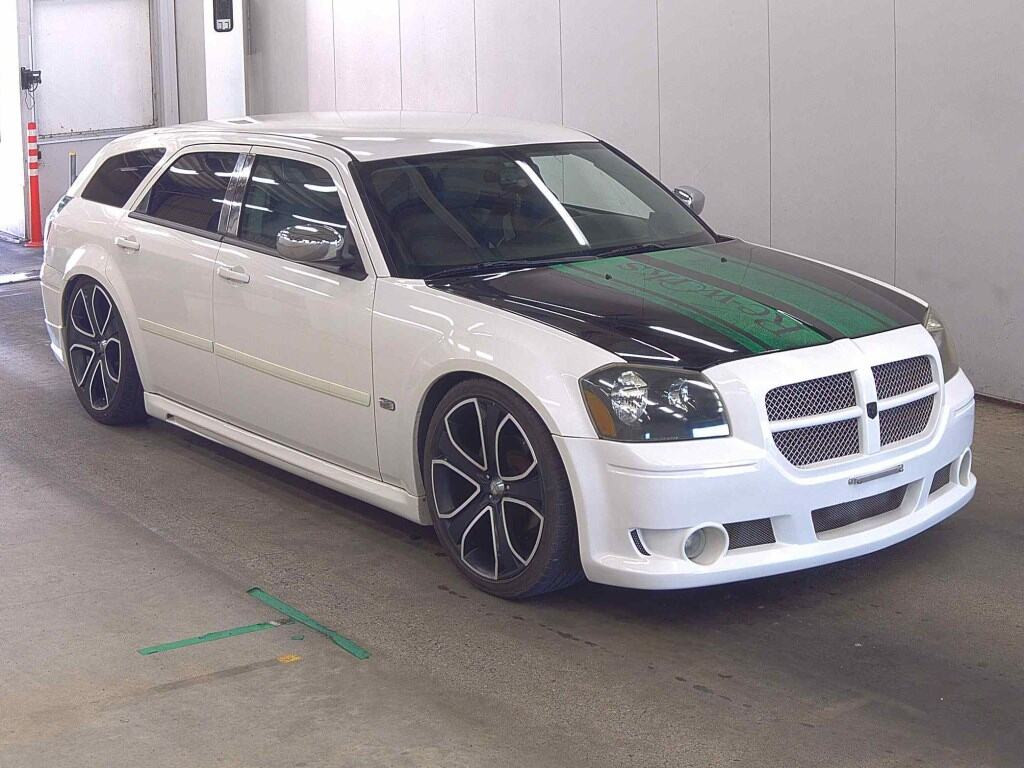 Dodge Magnum 2007 z aukcji japońskiej