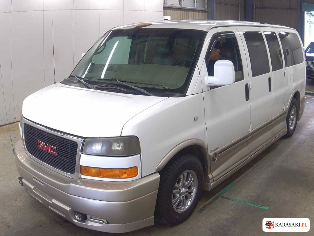 2010 GMC Savana 4D 3