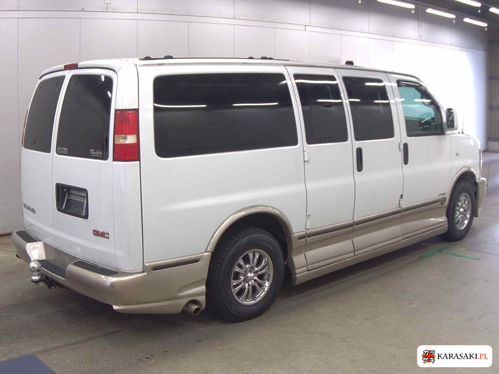 2010 GMC Savana 4D 4