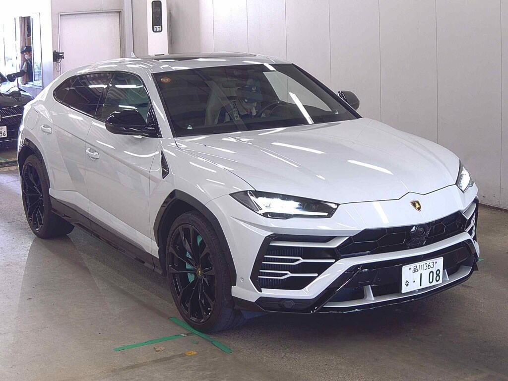 Lamborghini Urus 2020 z aukcji japońskiej