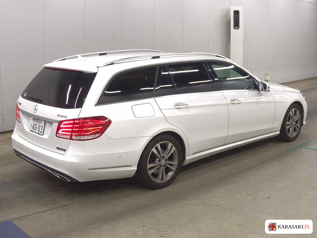 2013 Mercedes-Benz E-Class Stationwagon 4WD E300 4MATIC Avantgarde 4