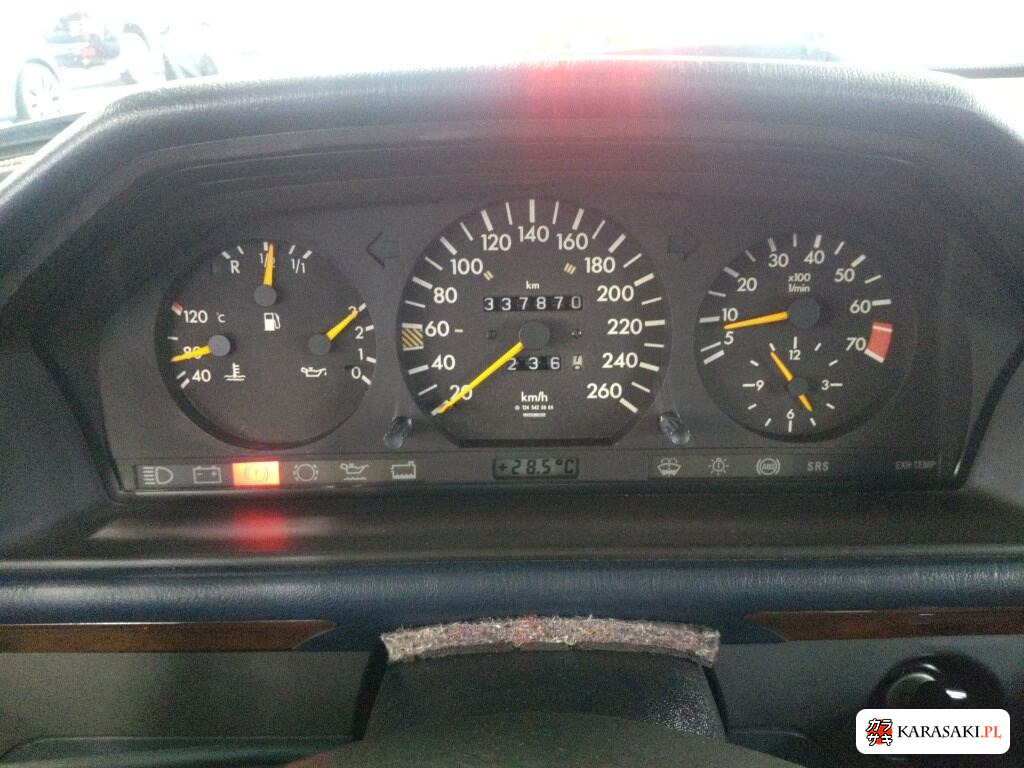 1992 Mercedes-Benz Medium Class 4D 320E 6
