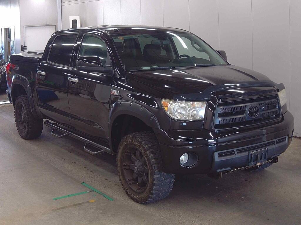 America Toyota Tundra 2011 z aukcji japońskiej