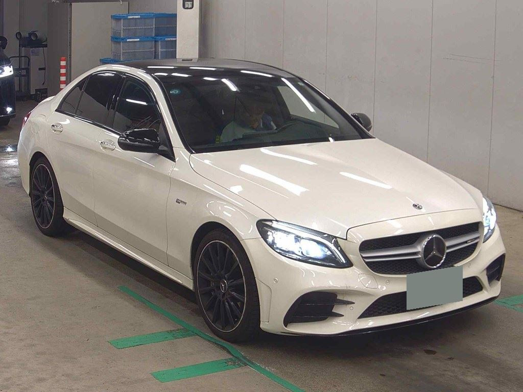 Mercedes-AMG C-Class 2019 z aukcji japońskiej