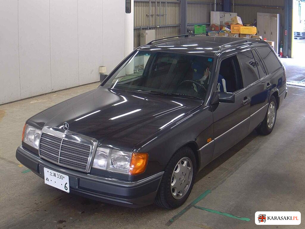 1993 Mercedes-Benz Medium Class WG 320TE 3