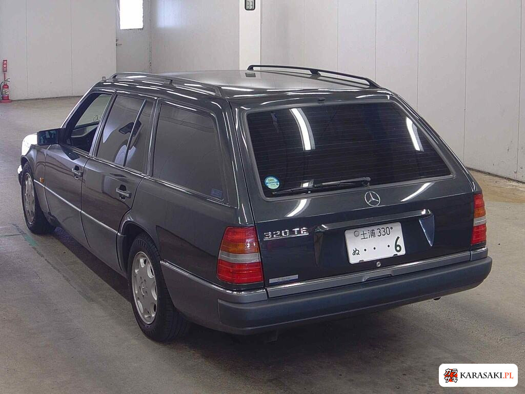 1993 Mercedes-Benz Medium Class WG 320TE 2