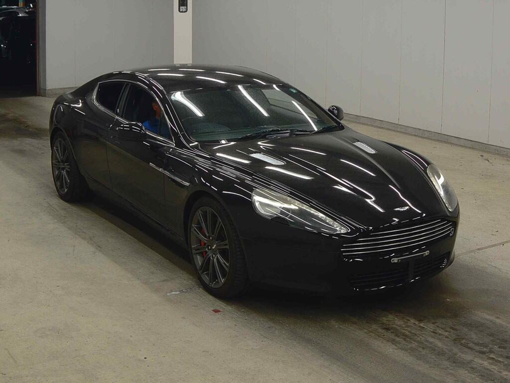 Aston Martin Rapide 2011 z aukcji japońskiej