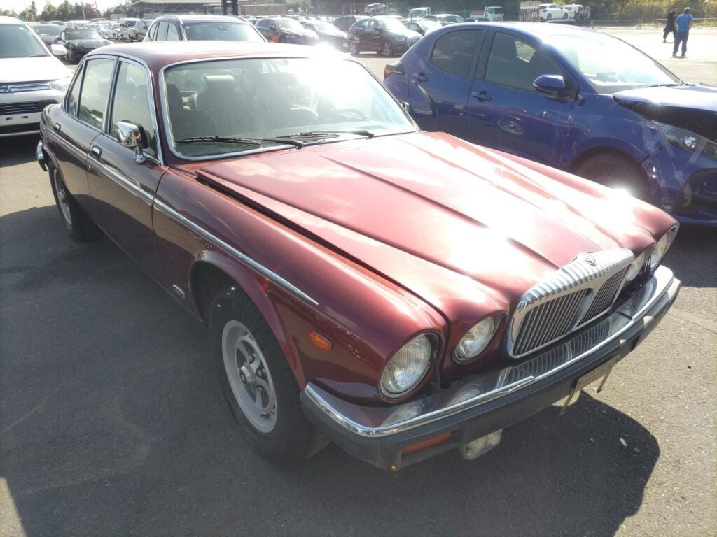 Daimler Daimler 1990 z aukcji japońskiej