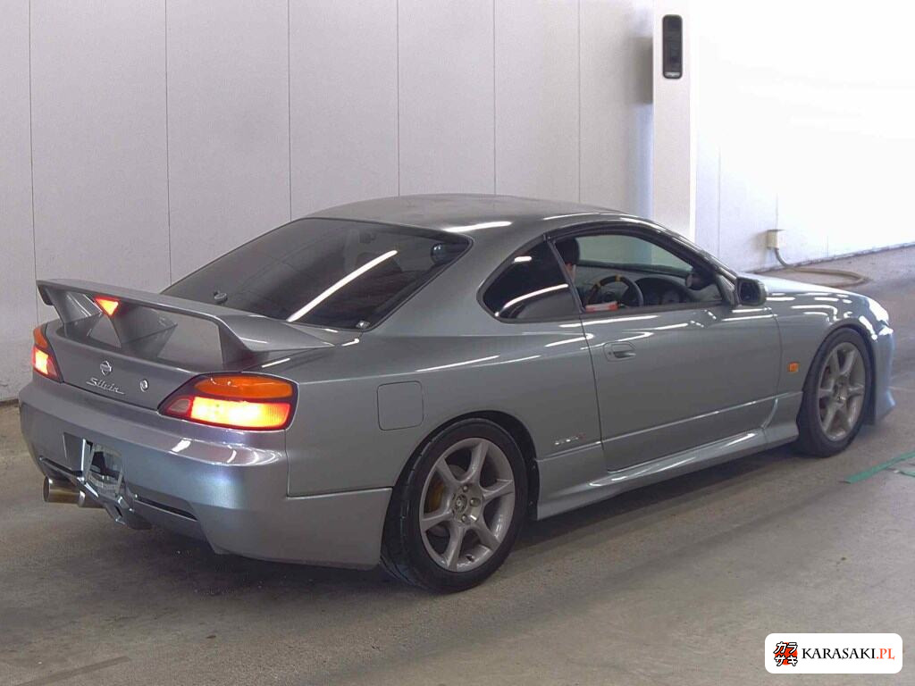Nissan Silvia 2002 z aukcji japońskiej