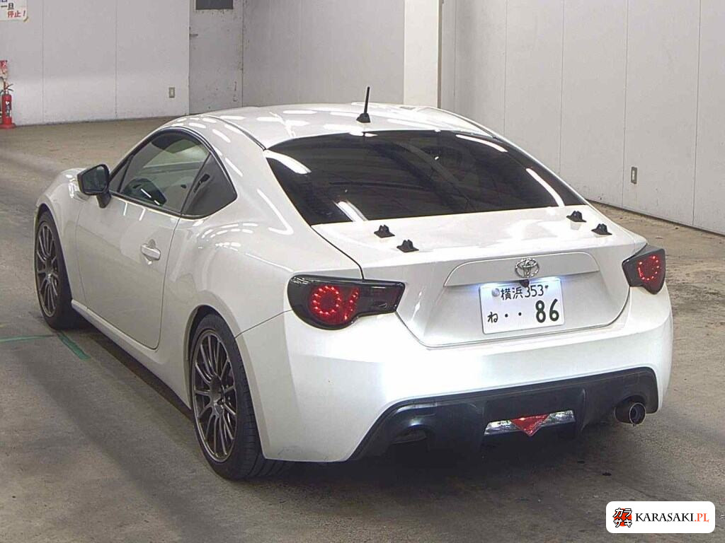 Toyota 86 2014 z aukcji japońskiej