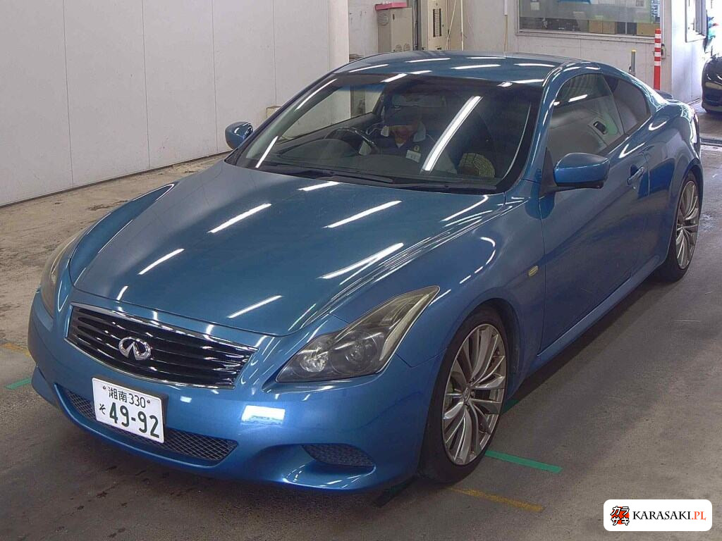 Nissan Skyline 2011 z aukcji japońskiej