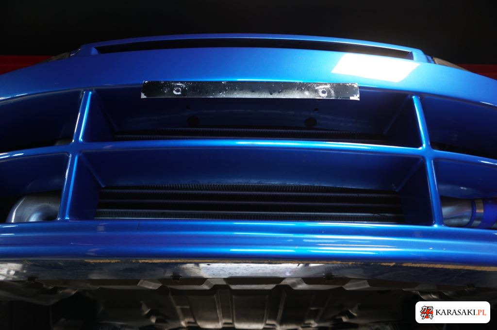 Nissan Skyline 2000 z aukcji japońskiej
