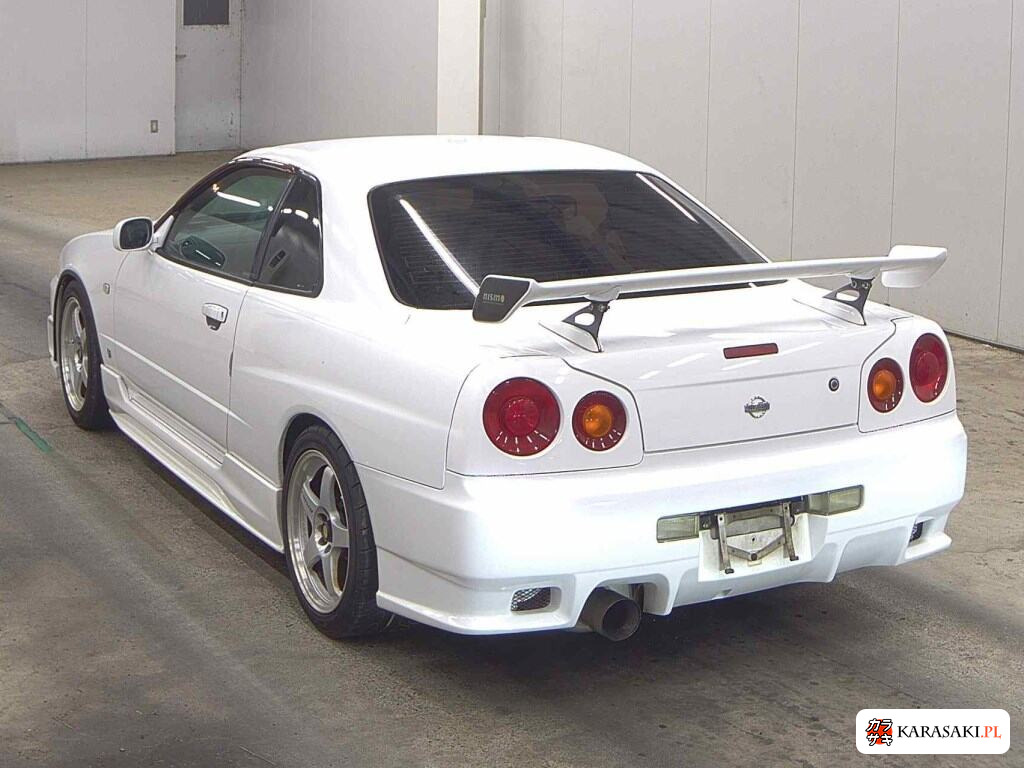Nissan Skyline 1998 z aukcji japońskiej