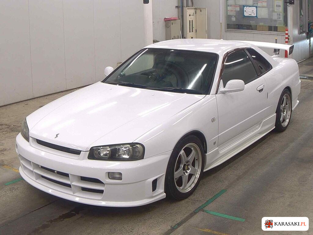 Nissan Skyline 1998 z aukcji japońskiej