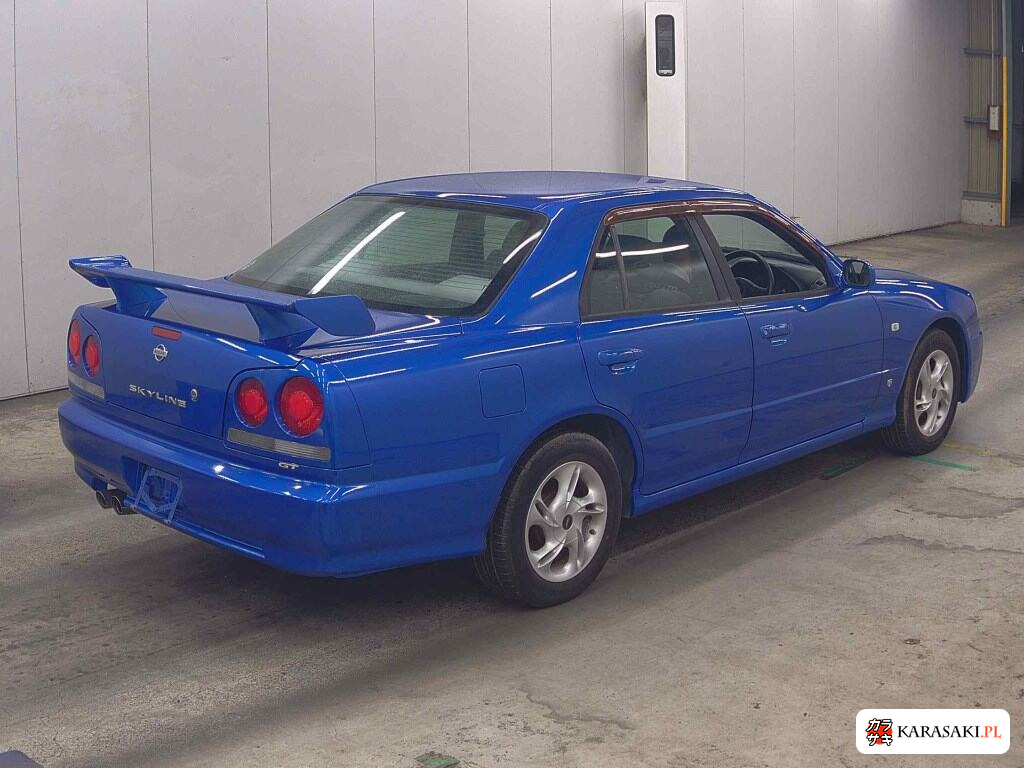 Nissan Skyline 2001 z aukcji japońskiej