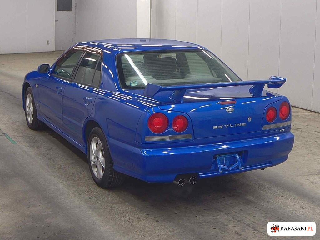 Nissan Skyline 2001 z aukcji japońskiej
