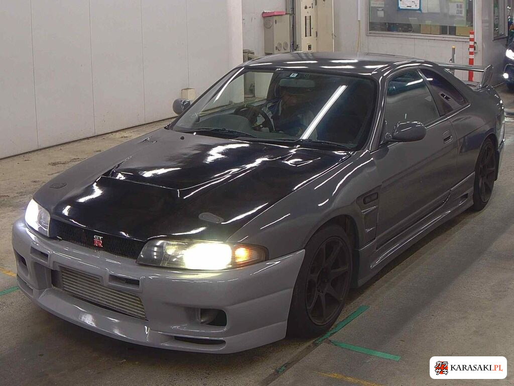 Nissan Skyline 1997 z aukcji japońskiej