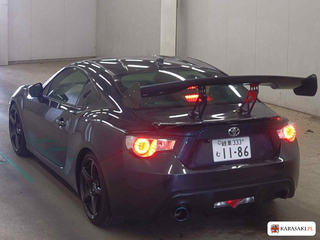 Toyota 86 2016 z aukcji japońskiej