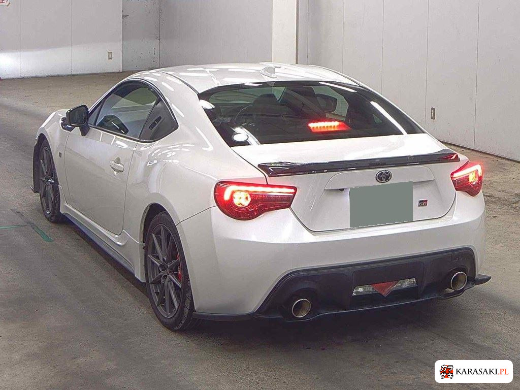 Toyota 86 2018 z aukcji japońskiej