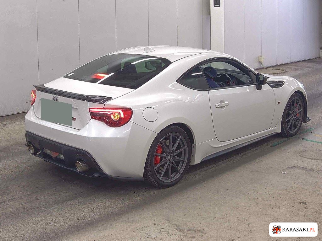 Toyota 86 2018 z aukcji japońskiej