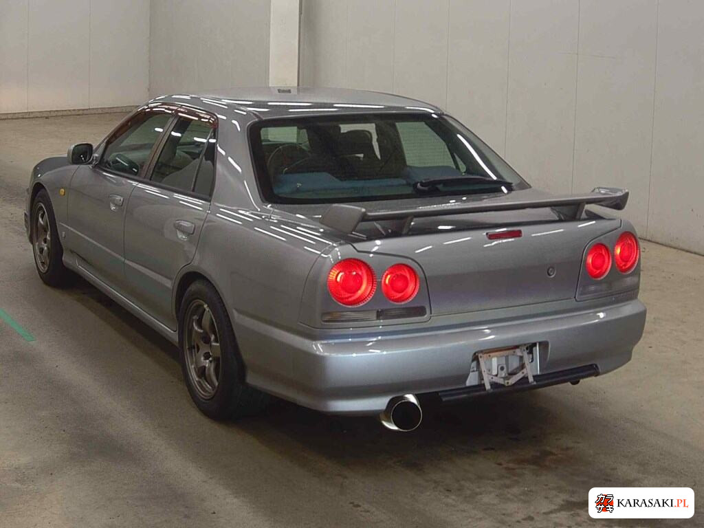 1999 Nissan Skyline 4D 25GT Turbo 2