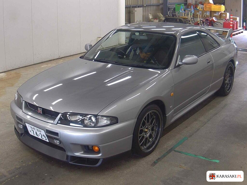 Nissan Skyline 1997 z aukcji japońskiej