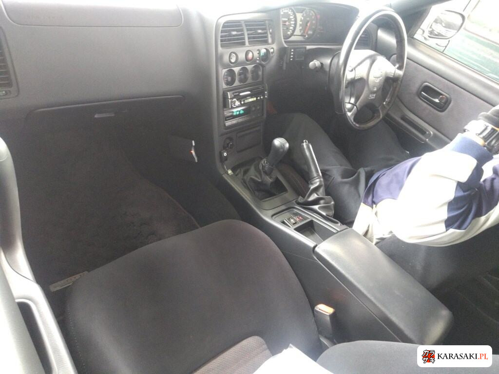 Nissan Skyline 1997 z aukcji japońskiej