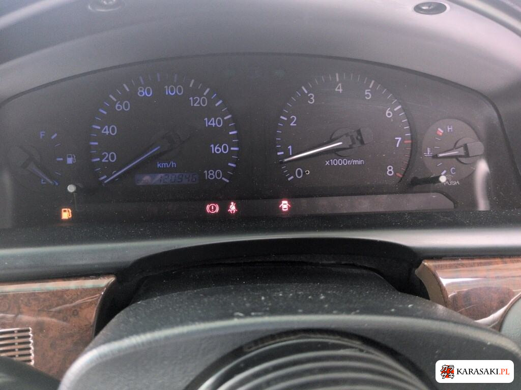 Toyota Chaser 1998 z aukcji japońskiej