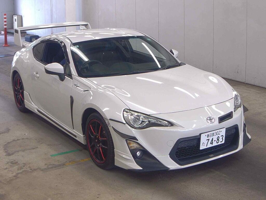 Toyota 86 2012 z aukcji japońskiej