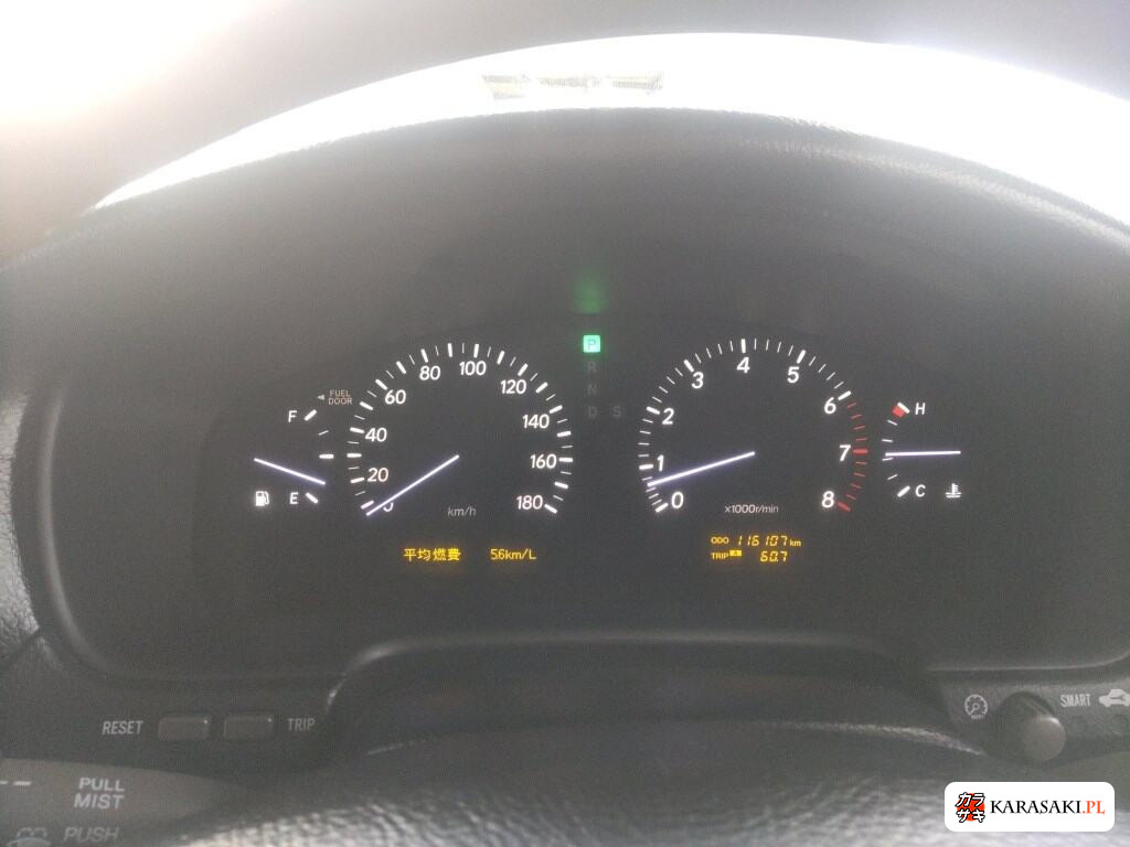 Toyota Celsior 2003 z aukcji japońskiej