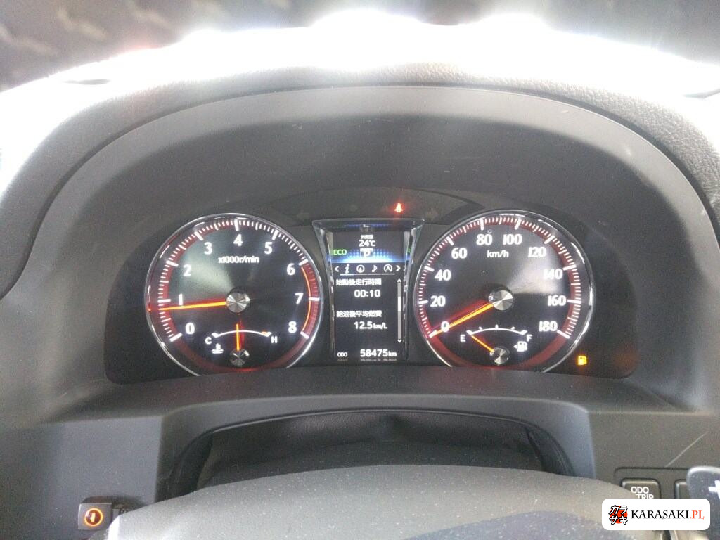 Toyota Crown 2016 z aukcji japońskiej