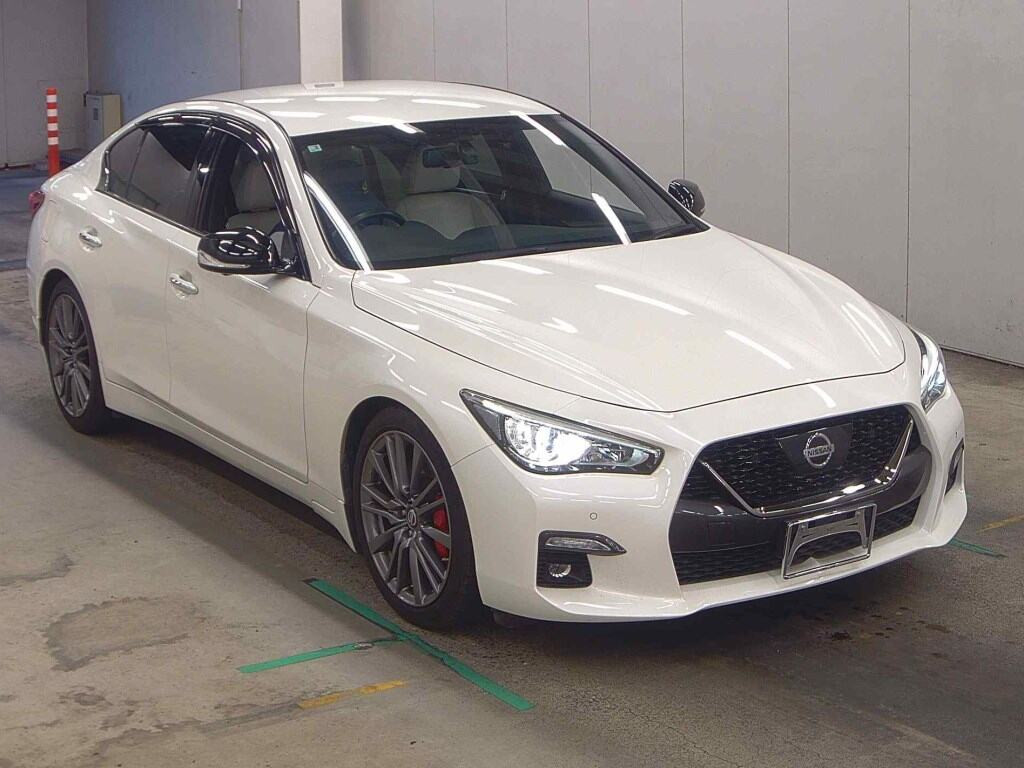 Nissan Skyline 2020 z aukcji japońskiej