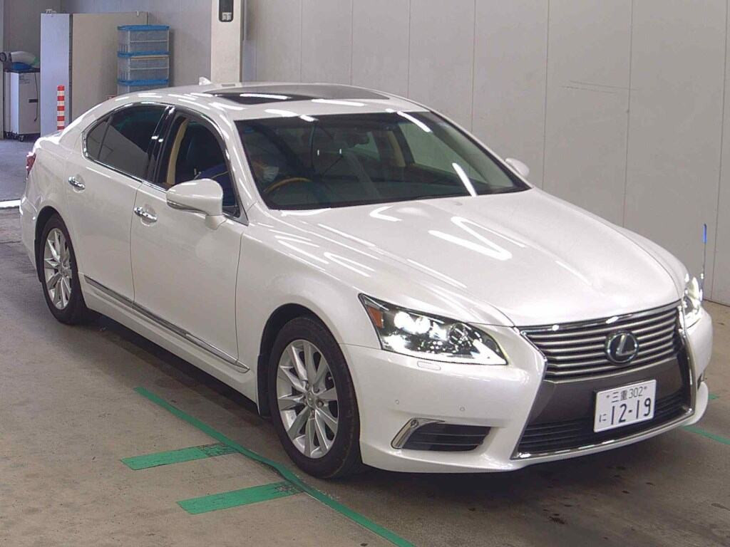 Lexus LS 2017 z aukcji japońskiej