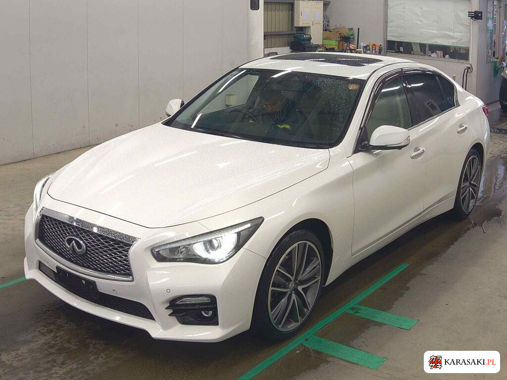 Nissan Skyline 2014 z aukcji japońskiej