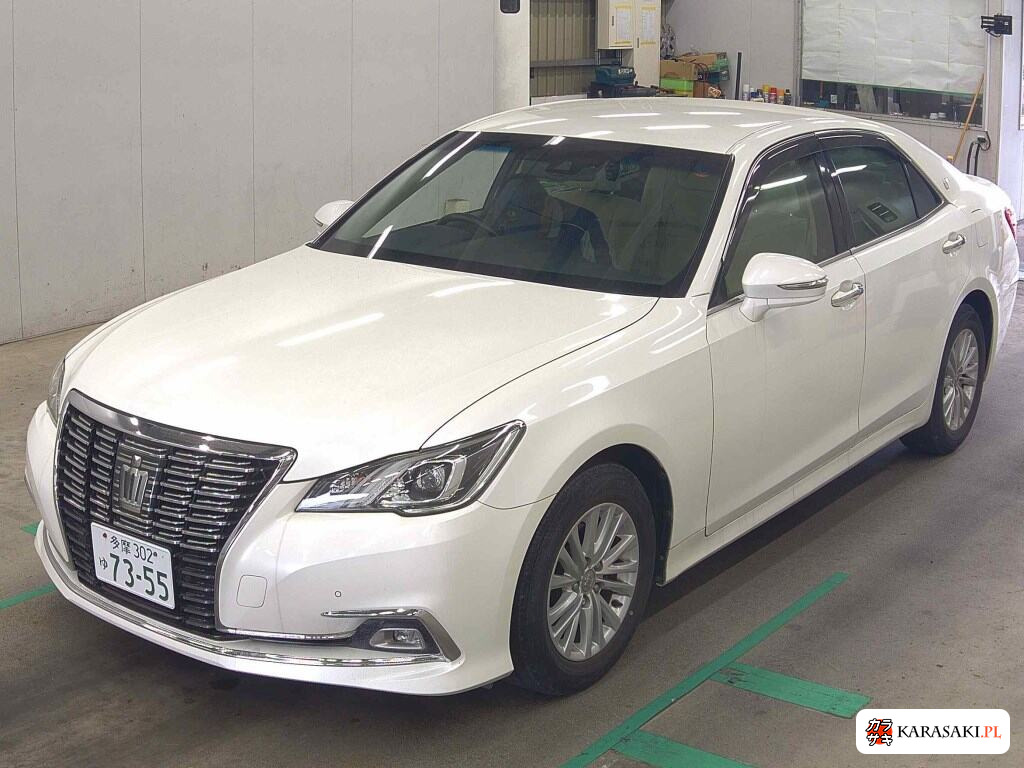 Toyota Crown 2016 z aukcji japońskiej