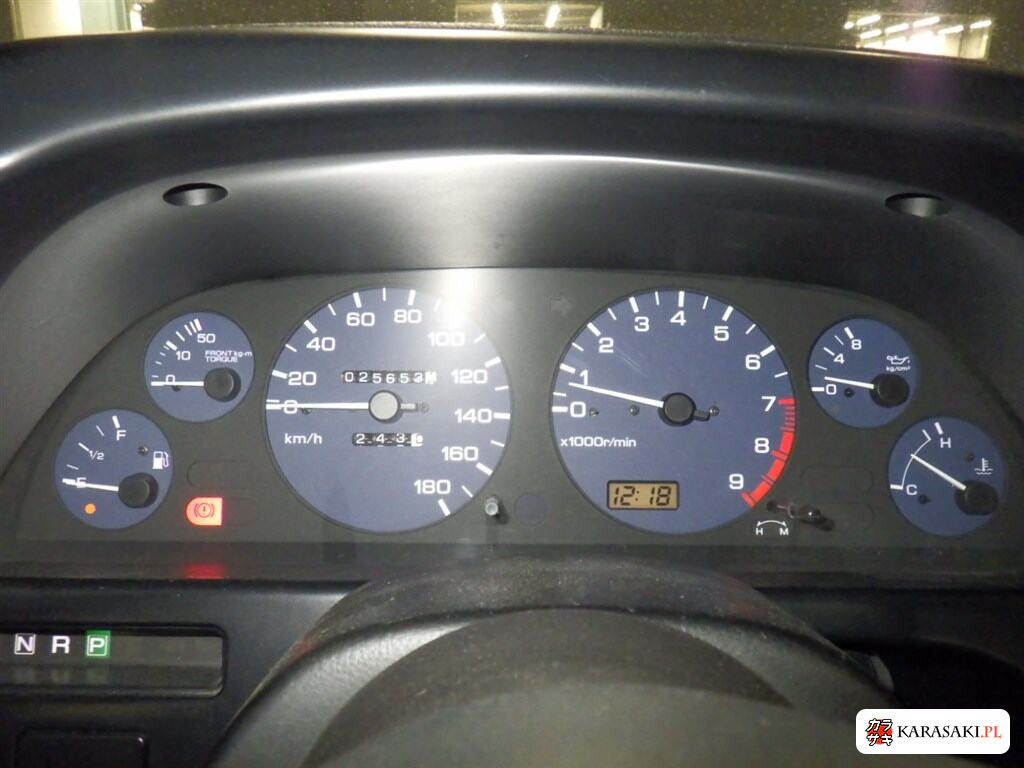 1989 Nissan Skyline 4D 4WD GTS-4 6