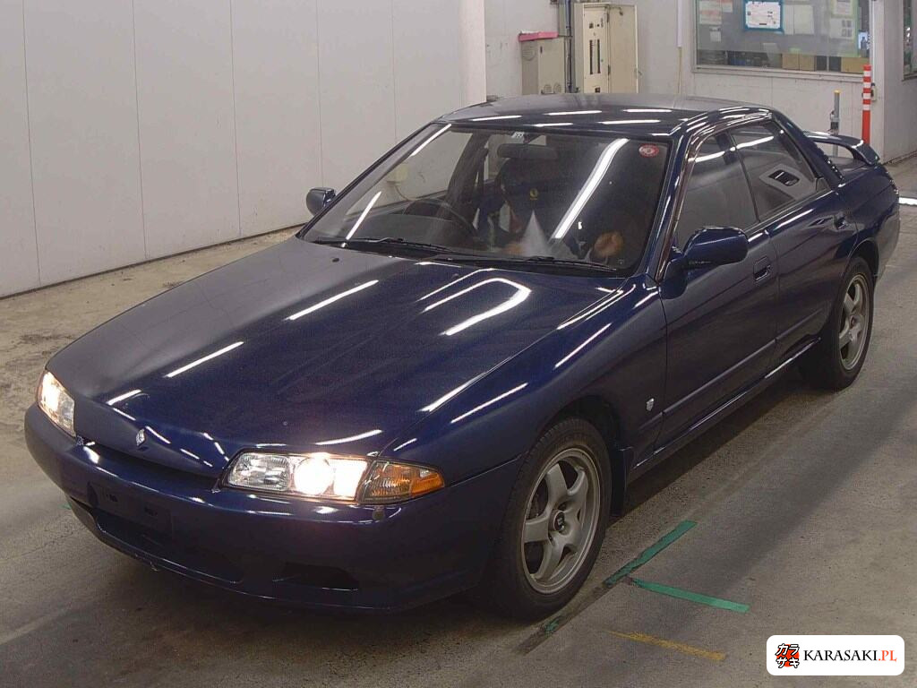 1989 Nissan Skyline 4D 4WD GTS-4 3