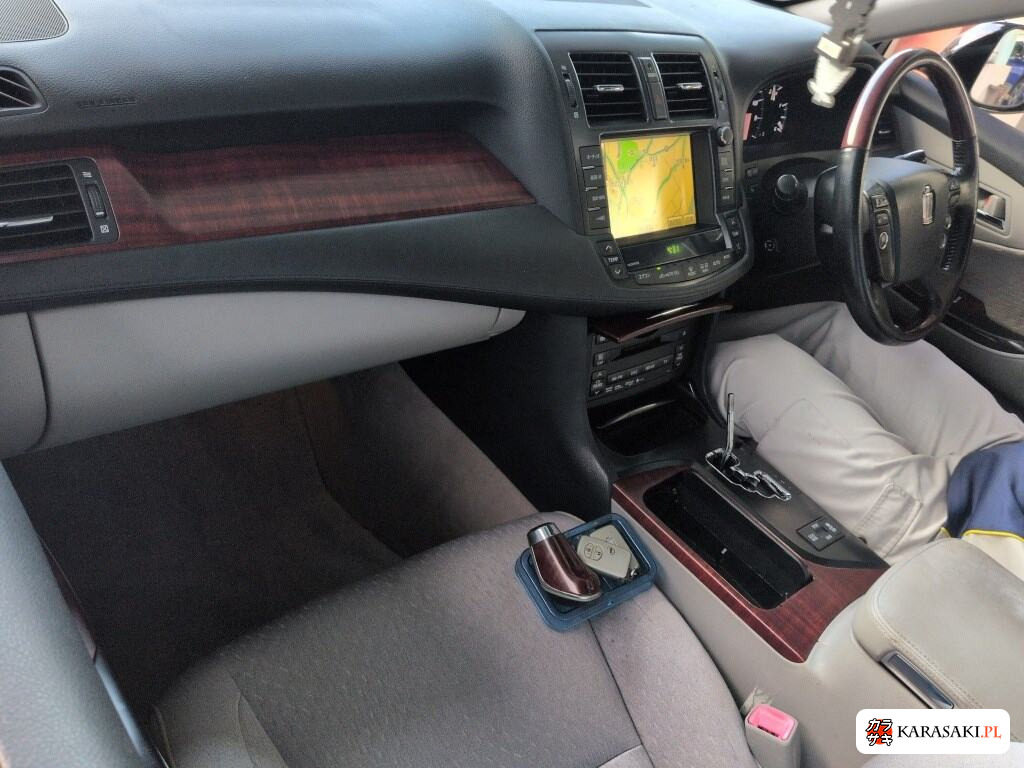 2009 Toyota Crown 4D Royal Saloon 5