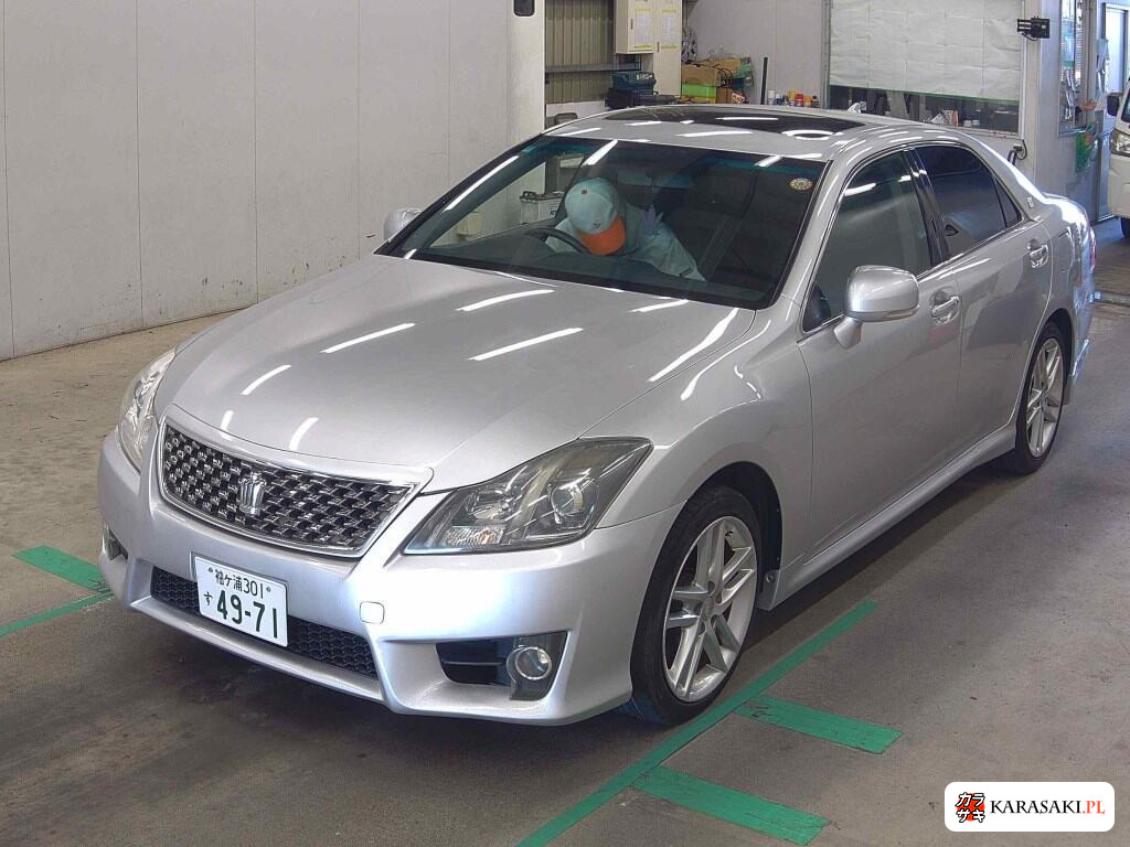 2010 Toyota Crown 4D Athlete 3