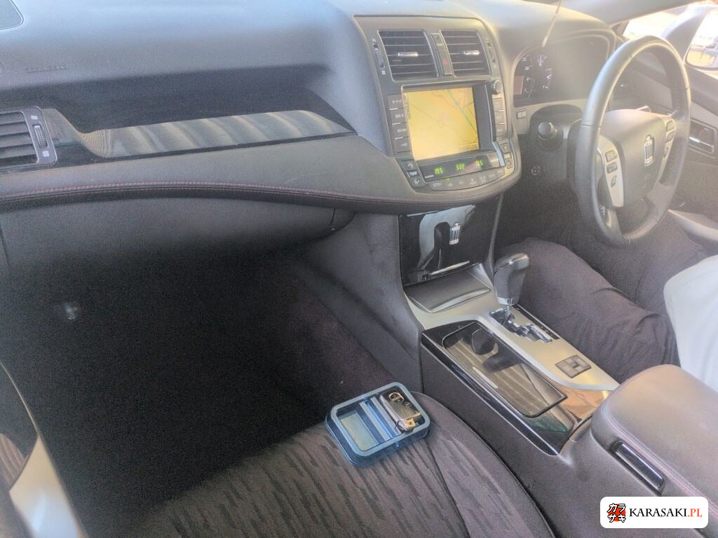 2010 Toyota Crown 4D Athlete 5