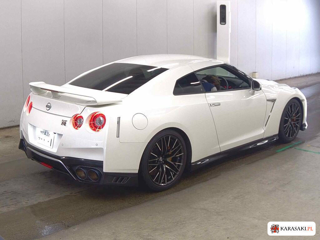 Nissan GT-R 2021 z aukcji japońskiej