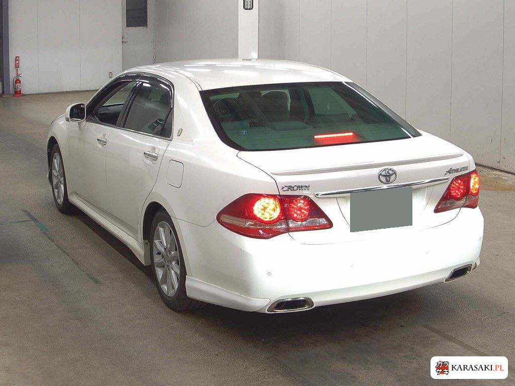 2008 Toyota Crown 4D Athlete 2