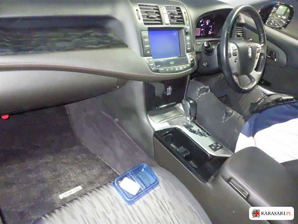 2010 Toyota Crown 4D Athlete 5