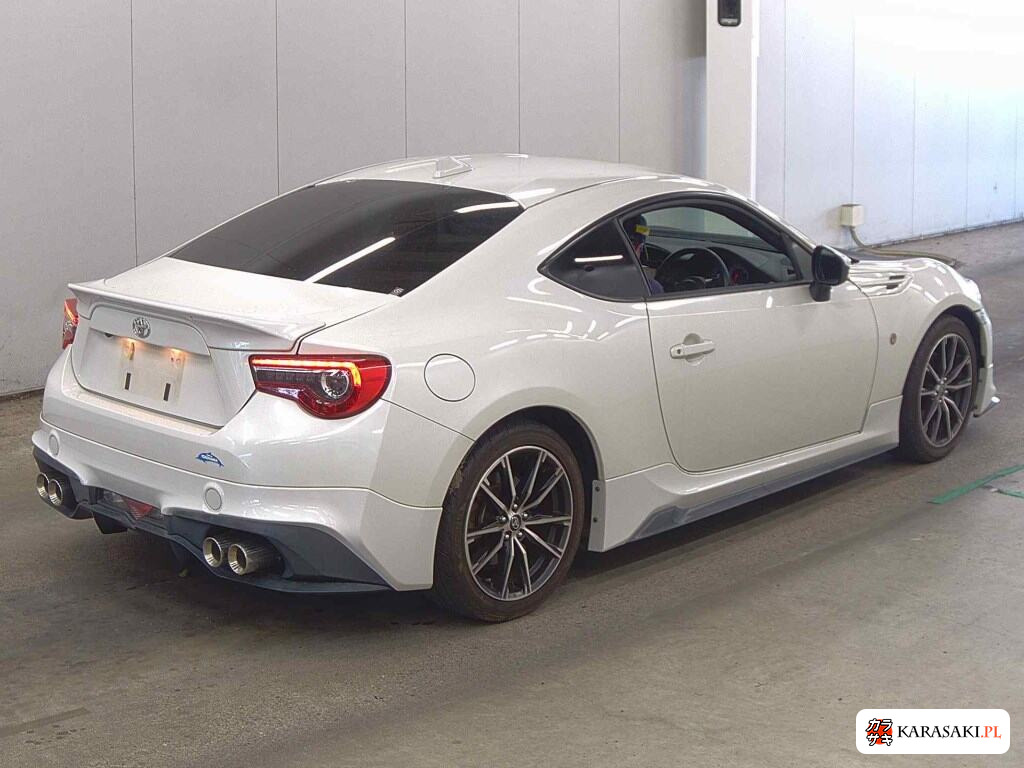 Toyota 86 2017 z aukcji japońskiej