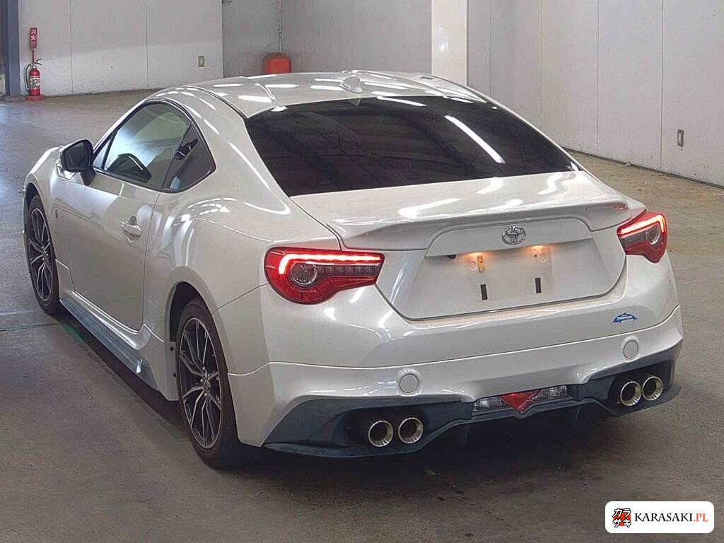 Toyota 86 2017 z aukcji japońskiej