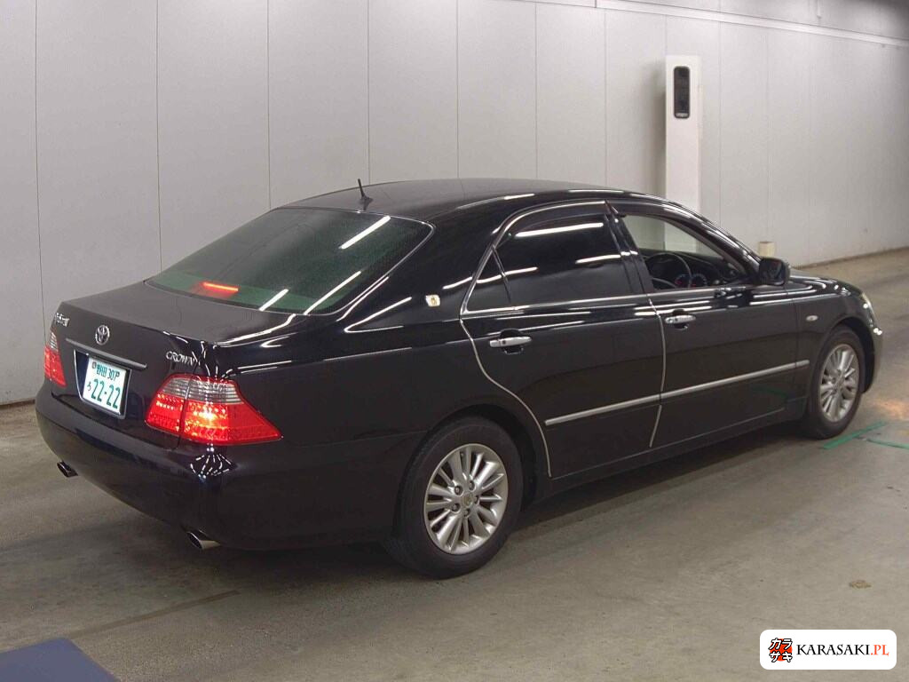 2005 Toyota Crown 4D Royal Saloon G 4