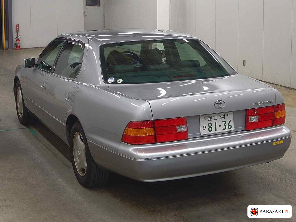 Toyota Celsior 1998 z aukcji japońskiej
