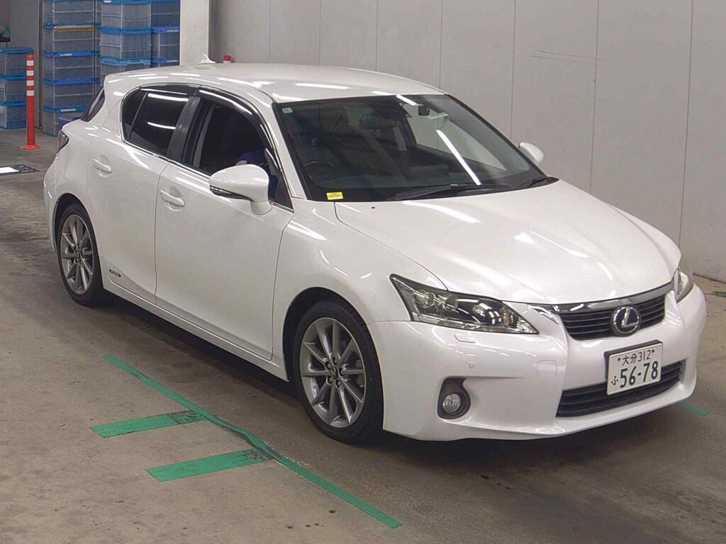 Lexus CT 2012 z aukcji japońskiej